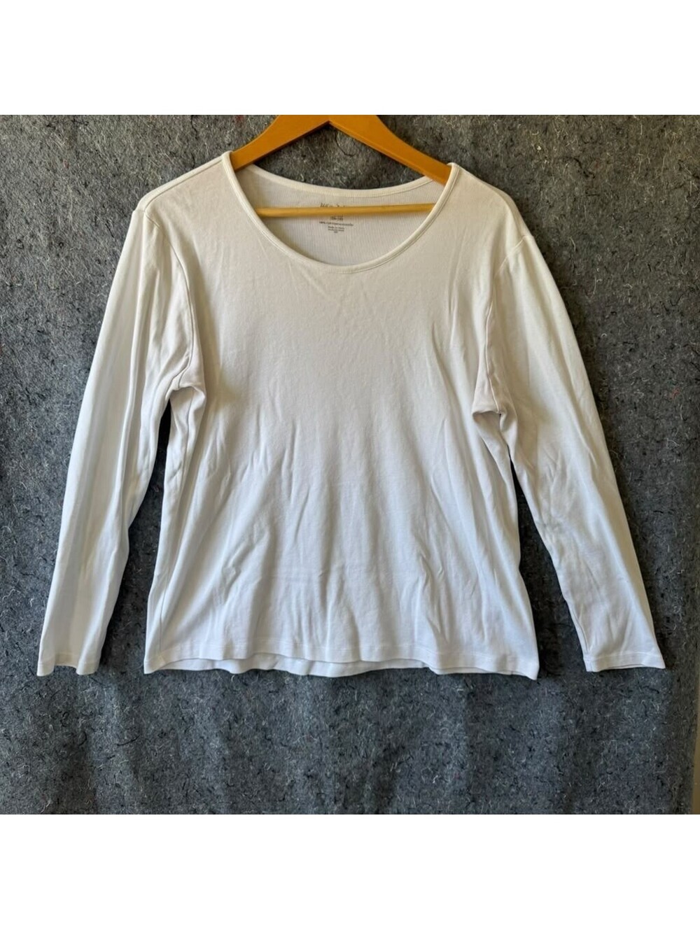 White Stag XL Women White Long Sleeve Scoop Neck Tee Cotton Basic Layer